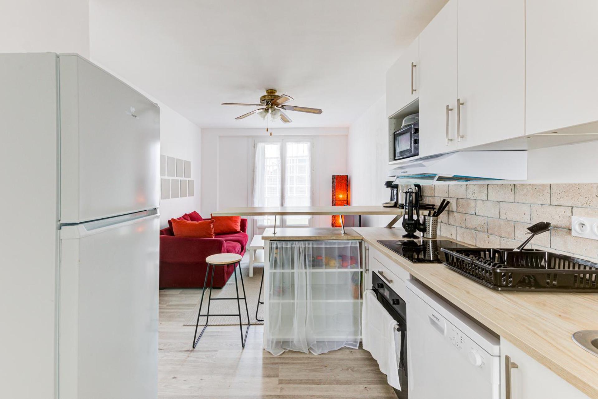 Отель Le Central - Chambre Privative Avec Salon Et Terrasse Privee Тулуза Экстерьер фото